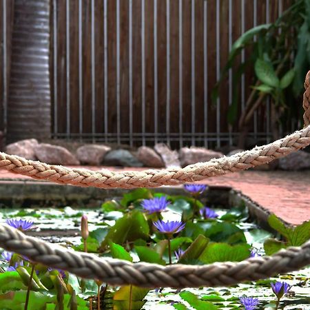 Hotel Tropiq Cairns Kültér fotó