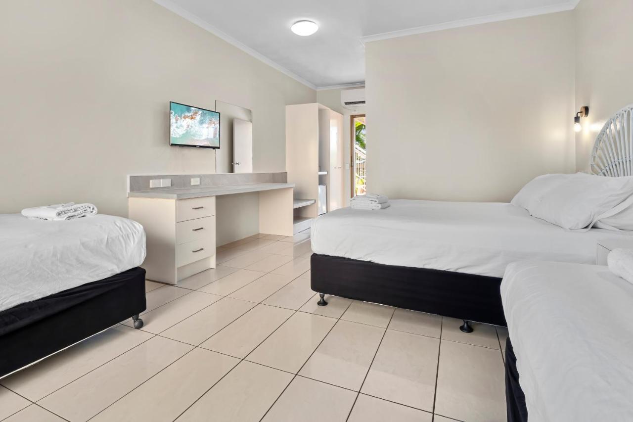 Hotel Tropiq Cairns Kültér fotó
