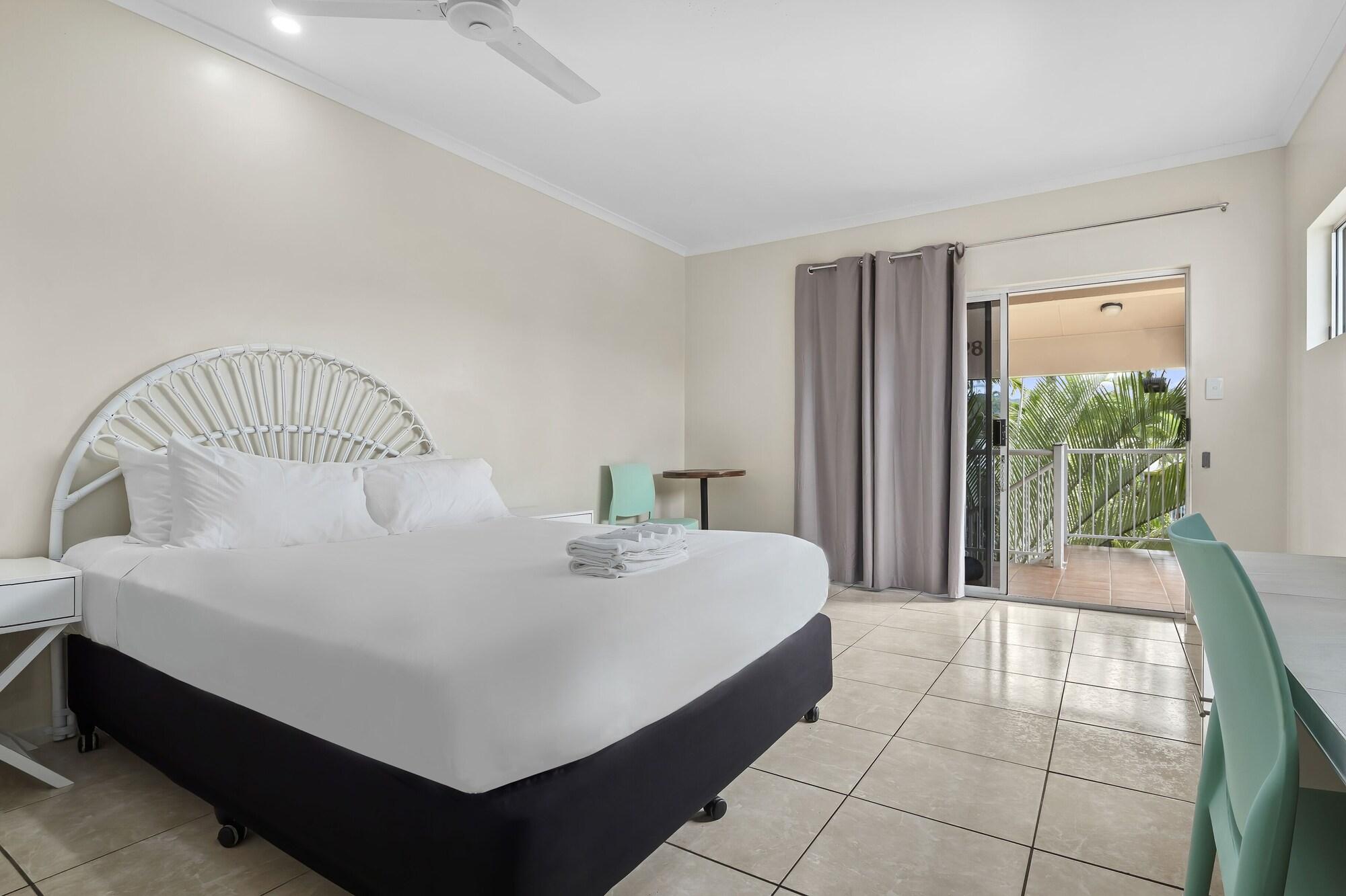 Hotel Tropiq Cairns Kültér fotó