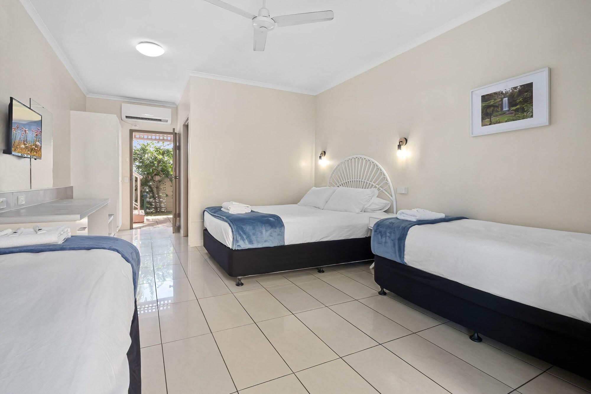 Hotel Tropiq Cairns Kültér fotó