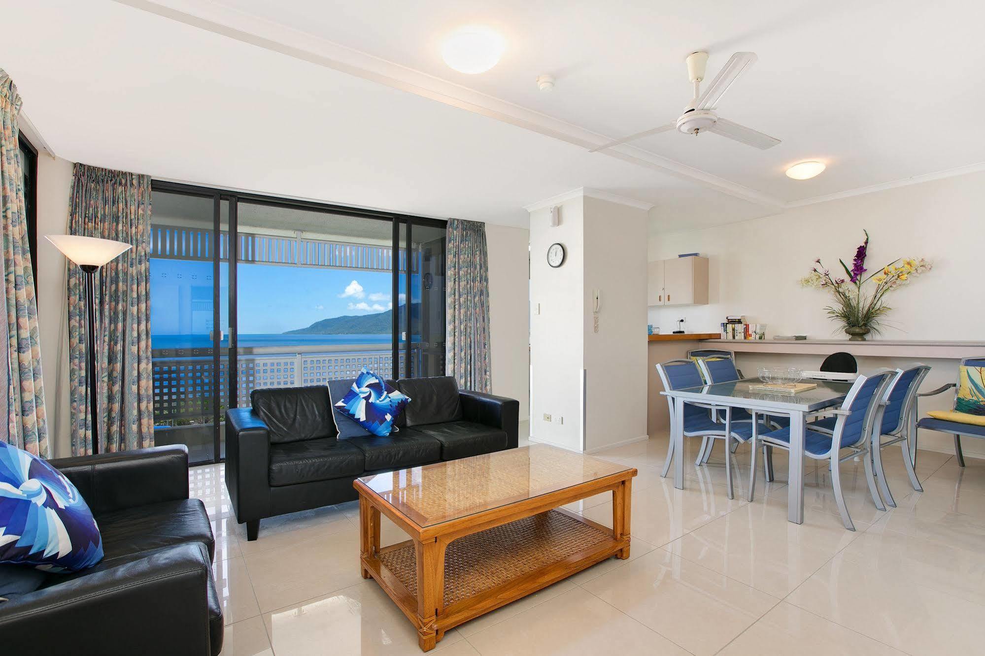 Hotel Tropiq Cairns Kültér fotó