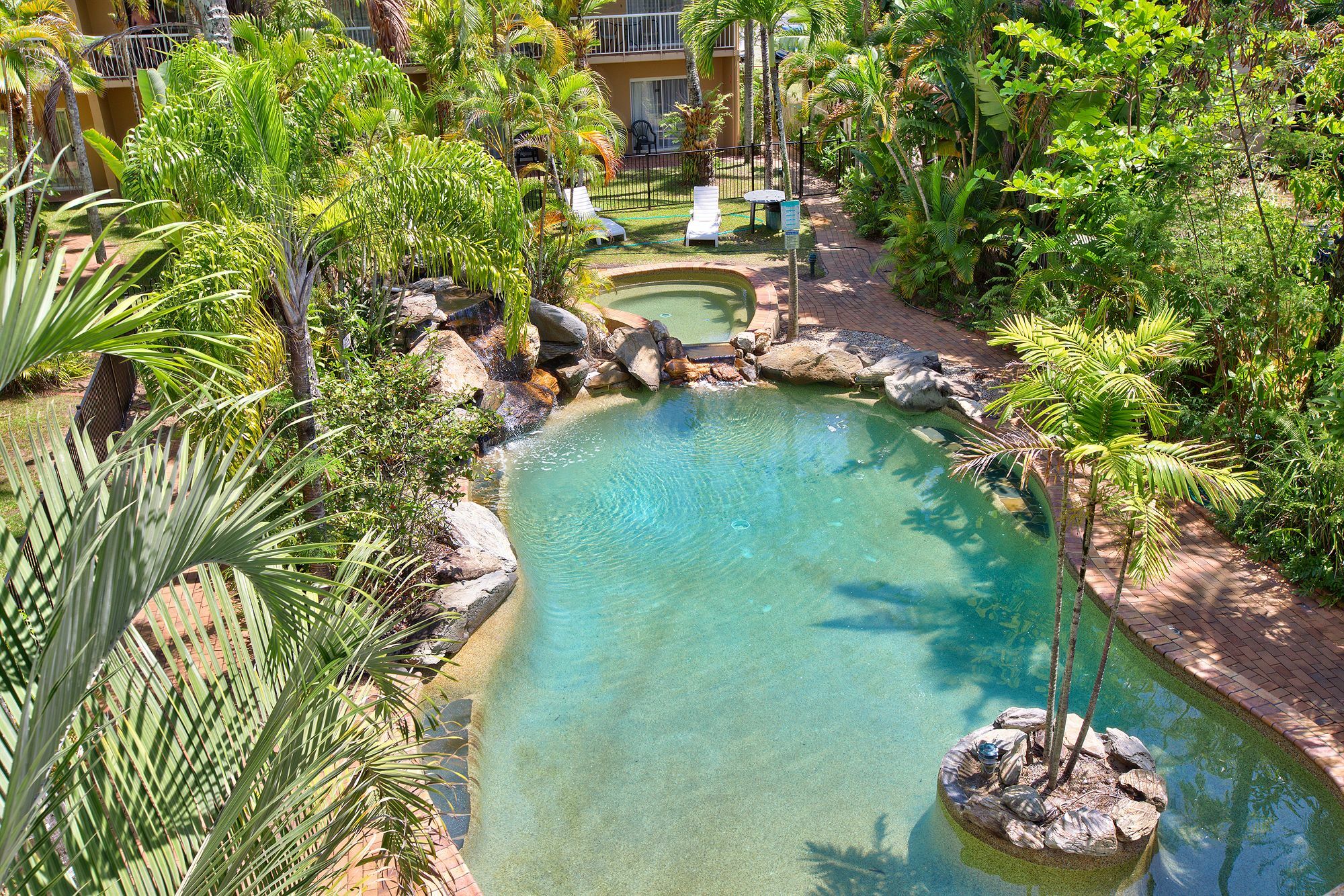 Hotel Tropiq Cairns Kültér fotó